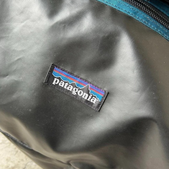 Patagonia Black Hole Wet/Dry Duffel hecha en EE. UU. de la década de 2000. - Picture 3 of 8